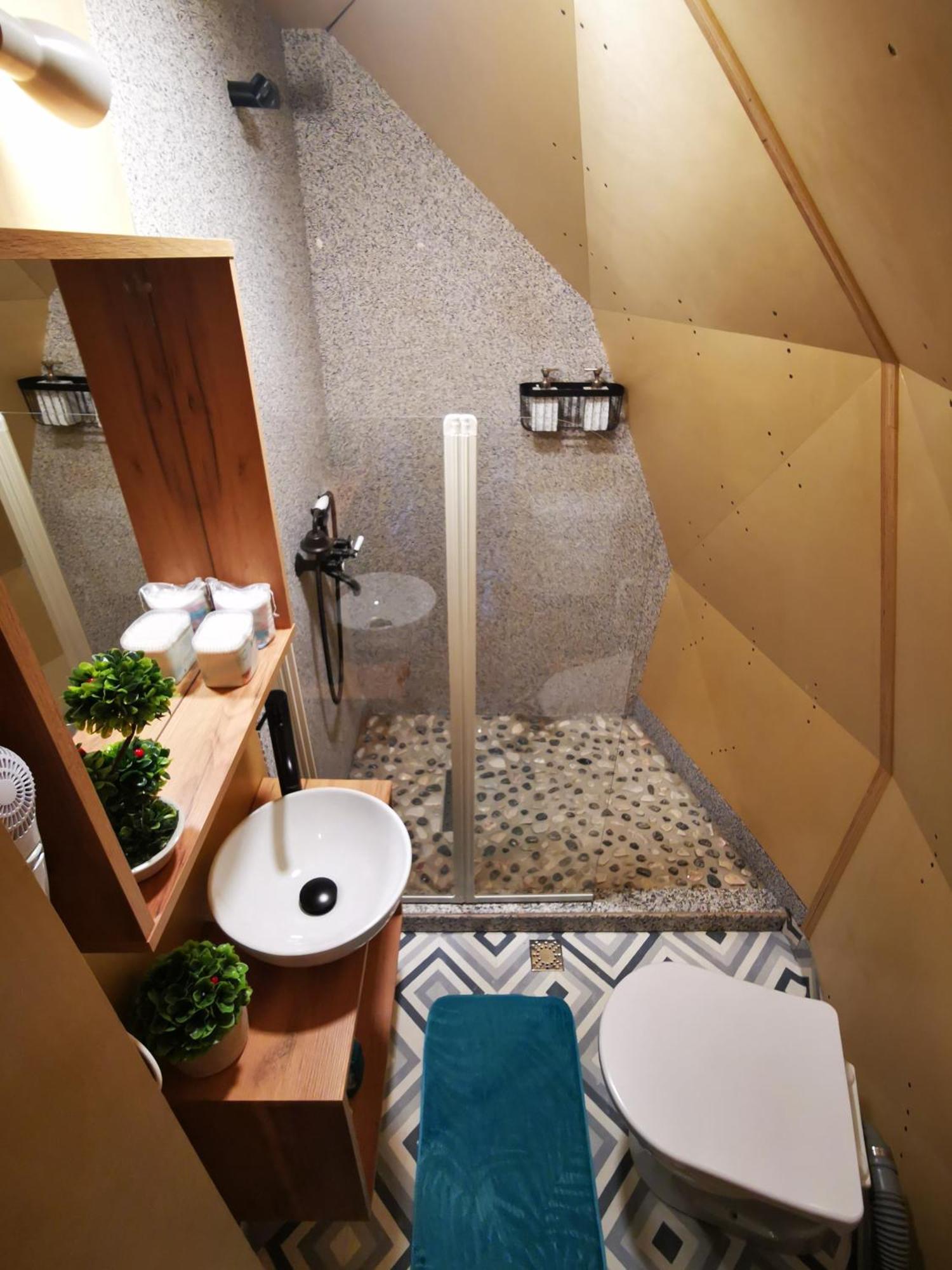 Glamping Zazen Hotel Drumu Carului Exterior photo
